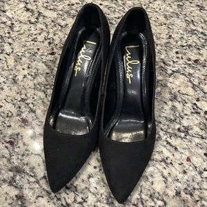 Lulu’s size 9 black heels
